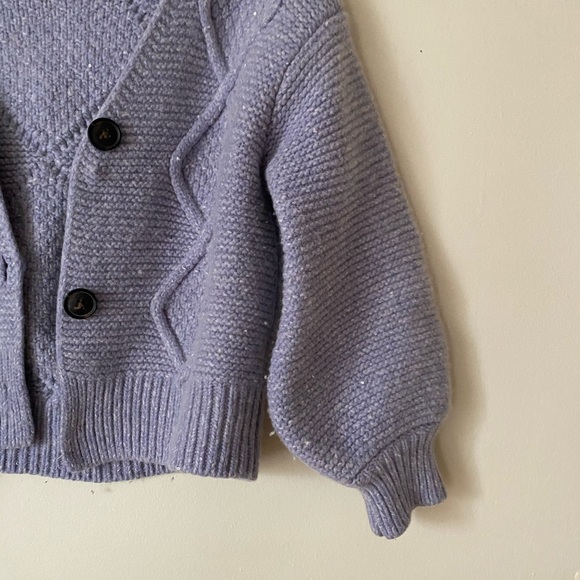 ❌SOLD❌Vintage Lavender Chunky Cable Knit Wool Cardigan - Picture 4 of 9